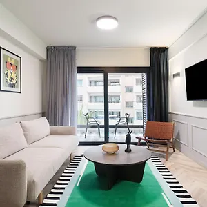 liv-the-city-suites-adults-only.larnacahotels.org/