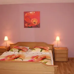 ferienwohnung-zu-den-weinbergen.com-bavaria.com/